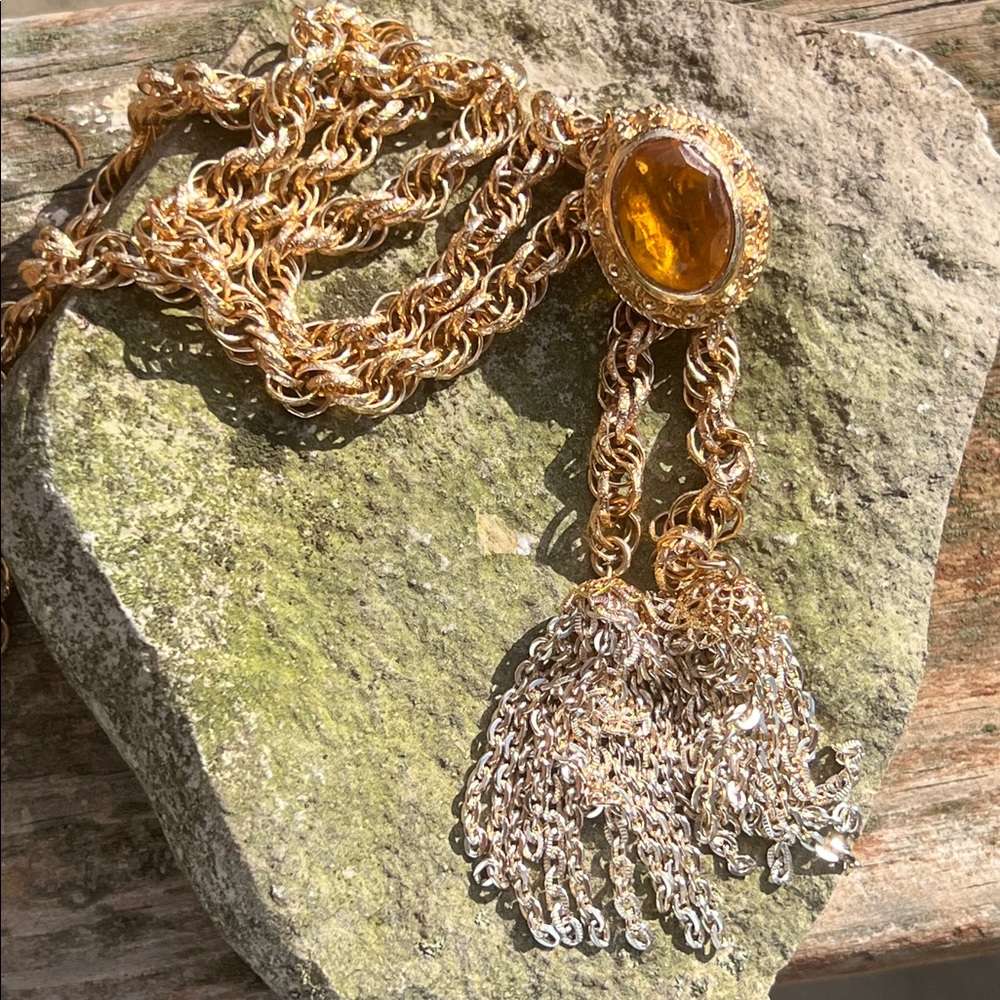 Vintage Gold Chain & Tassel Adjustable Necklace - Picture 8 of 12